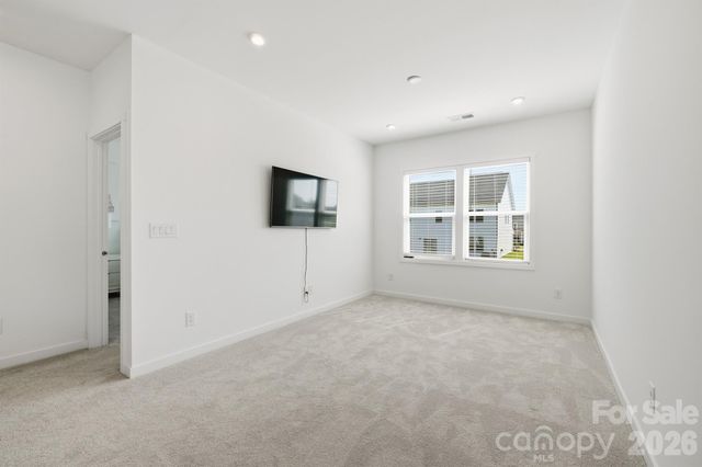 6018 Valehaven Place, Charlotte, NC 28269