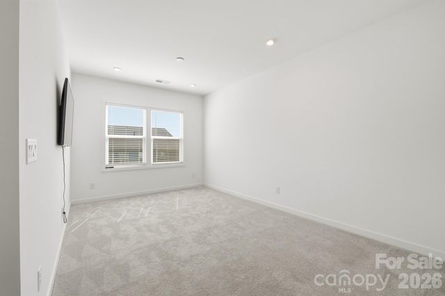 6018 Valehaven Place, Charlotte, NC 28269