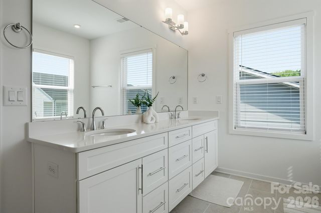 6018 Valehaven Place, Charlotte, NC 28269