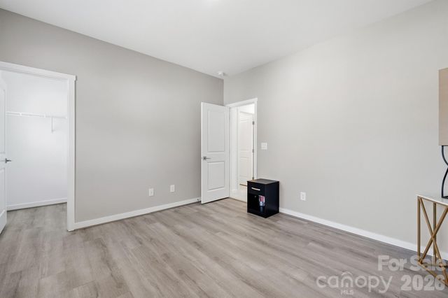 6018 Valehaven Place, Charlotte, NC 28269