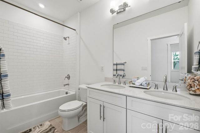 6018 Valehaven Place, Charlotte, NC 28269