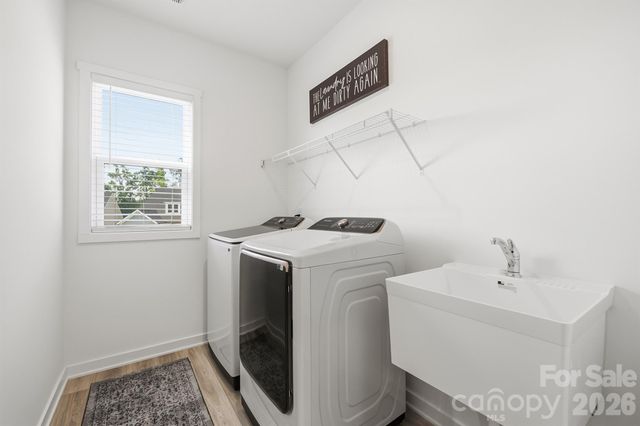 6018 Valehaven Place, Charlotte, NC 28269
