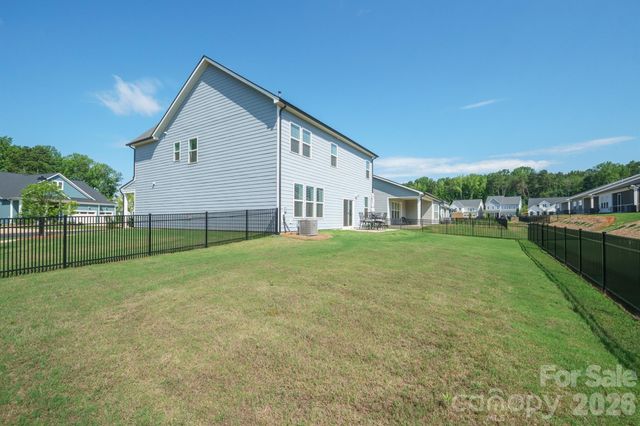 6018 Valehaven Place, Charlotte, NC 28269