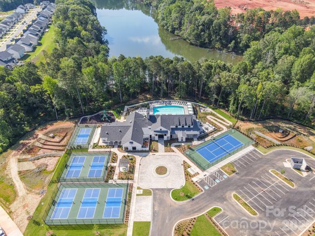 6018 Valehaven Place, Charlotte, NC 28269