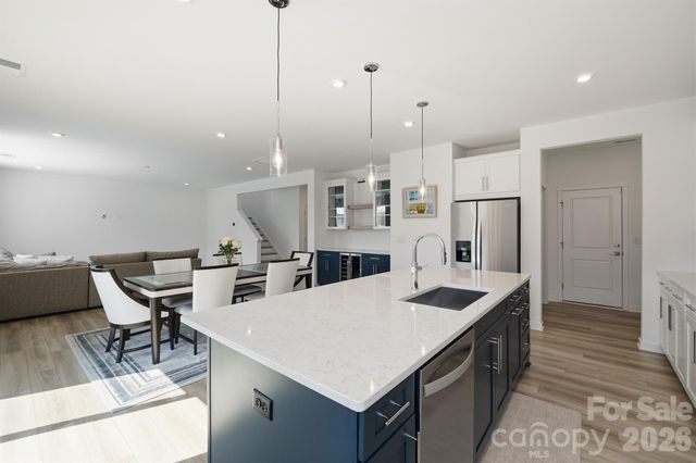 6018 Valehaven Place, Charlotte, NC 28269