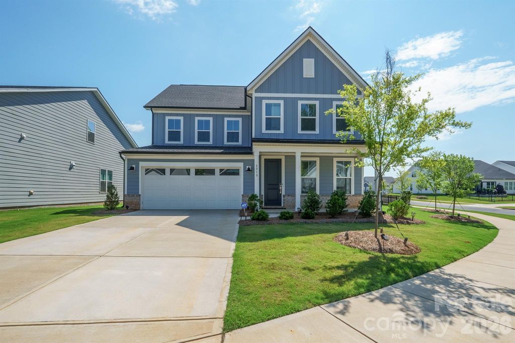 6018 Valehaven Place, Charlotte, NC 28269