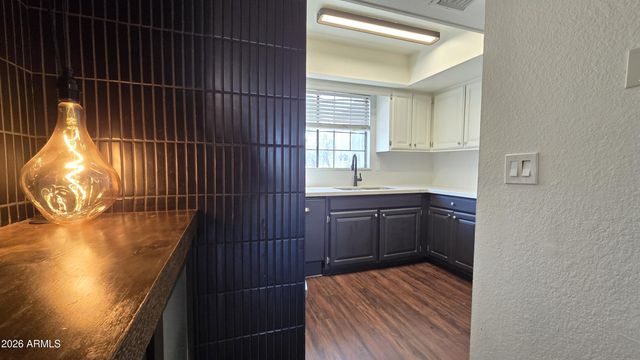 15402 N 28TH Street 130, Phoenix, AZ 85032