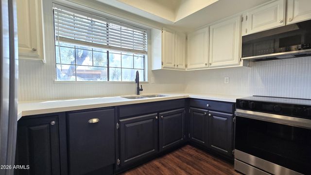 15402 N 28TH Street 130, Phoenix, AZ 85032