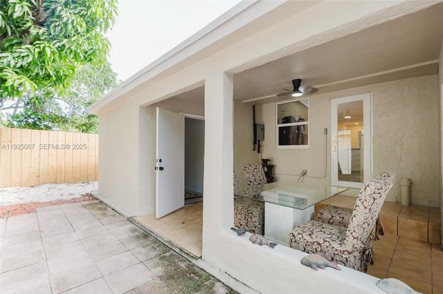 1007 NW 120th St, North Miami, FL 33168