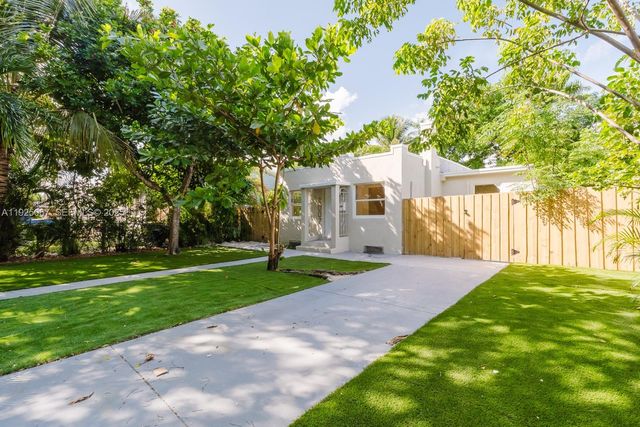 1007 NW 120th St, North Miami, FL 33168