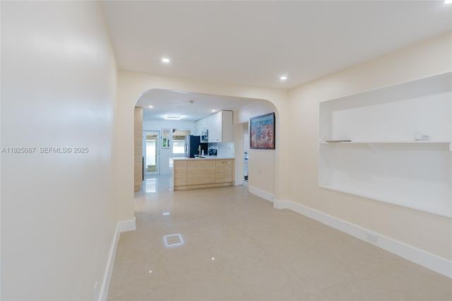 1007 NW 120th St, North Miami, FL 33168