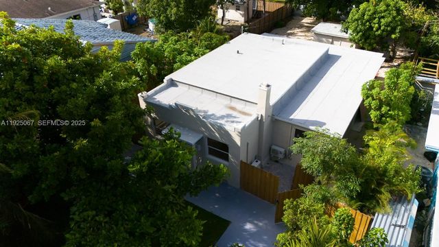 1007 NW 120th St, North Miami, FL 33168