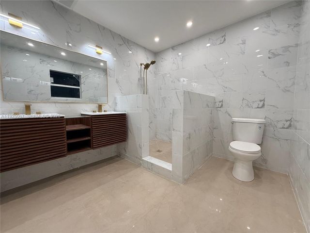 1007 NW 120th St, North Miami, FL 33168