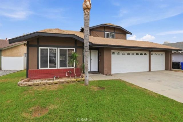 8286 Yearling Way, Jurupa Valley, CA 92509
