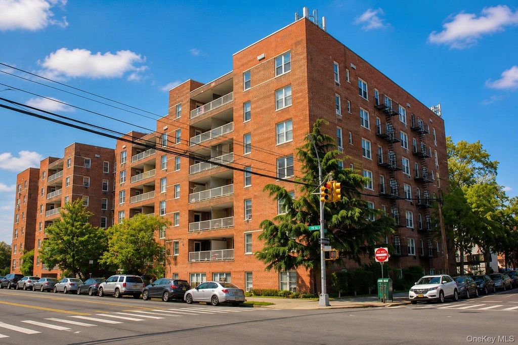 60-11 Broadway 6U, Woodside, NY 11377 — photo 4