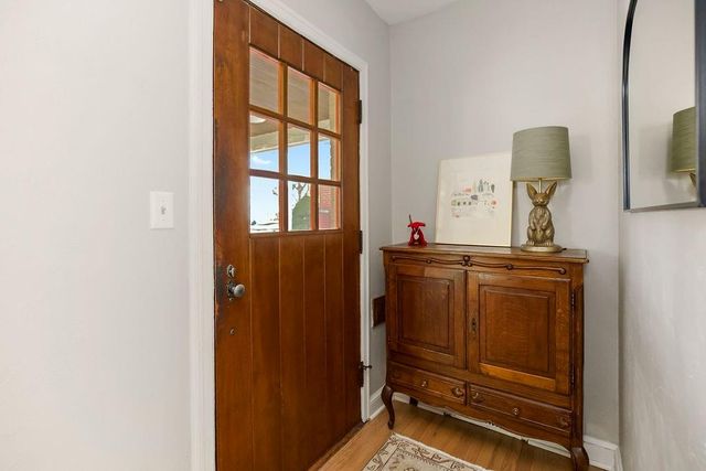 207 E 73rd Terrace, Kansas City, MO 64114