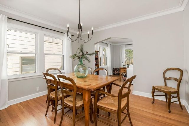 207 E 73rd Terrace, Kansas City, MO 64114