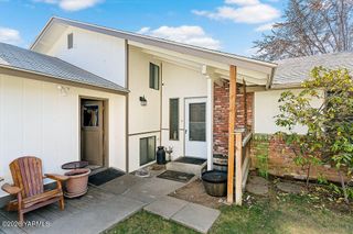 6804 Alpine Way, Yakima, WA 98908