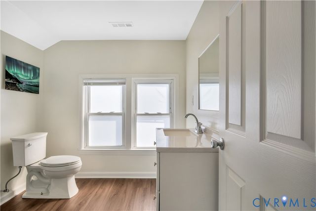 90 Ridge Rd, Poquoson, VA 23662