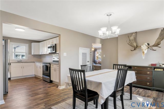 90 Ridge Rd, Poquoson, VA 23662