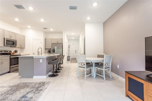 8473 LUNAR SKYE STREET, Sarasota, FL 34241