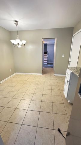 2665 Peterboro Road, West Bloomfield, MI 48323