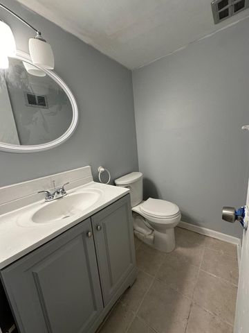 2665 Peterboro Road, West Bloomfield, MI 48323
