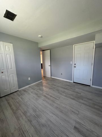 2665 Peterboro Road, West Bloomfield, MI 48323