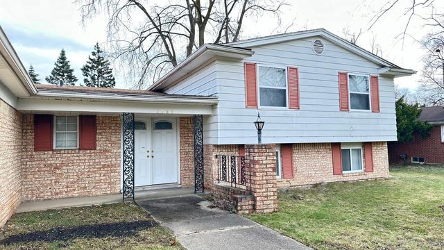 2665 Peterboro Road, West Bloomfield, MI 48323