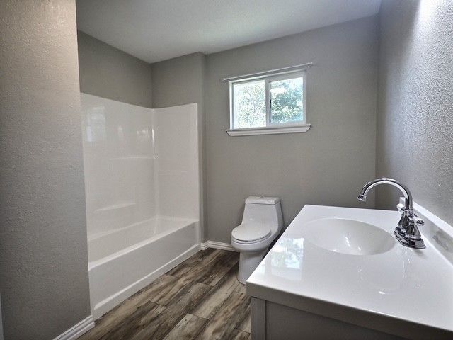 4078 FM121, Van Alstyne, TX 75495