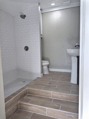 4078 FM121, Van Alstyne, TX 75495