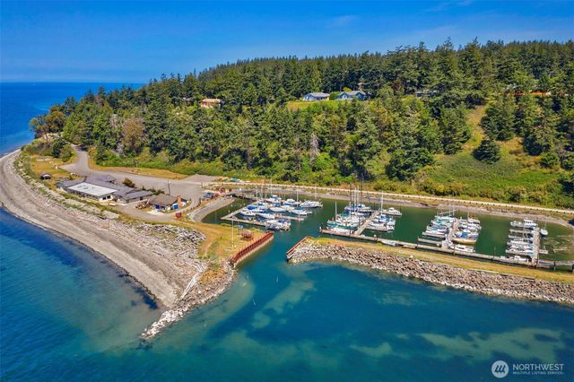 261 Dennis Boulevard, Port Townsend, WA 98368