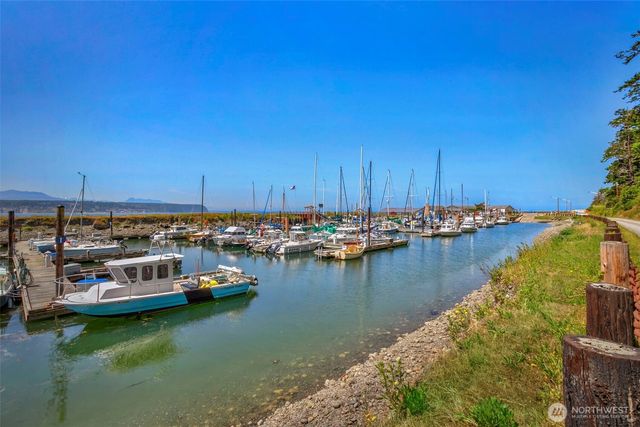 261 Dennis Boulevard, Port Townsend, WA 98368