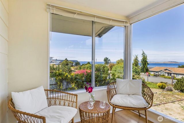 261 Dennis Boulevard, Port Townsend, WA 98368