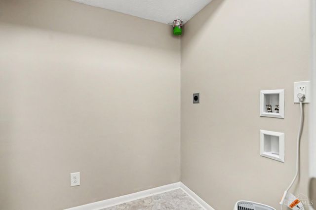9901 Regatta Drive, Cincinnati, OH 45252
