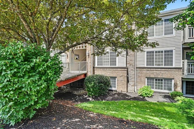 9901 Regatta Drive, Cincinnati, OH 45252