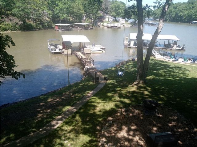 29613 Forthview Road, Edwards, MO 65326