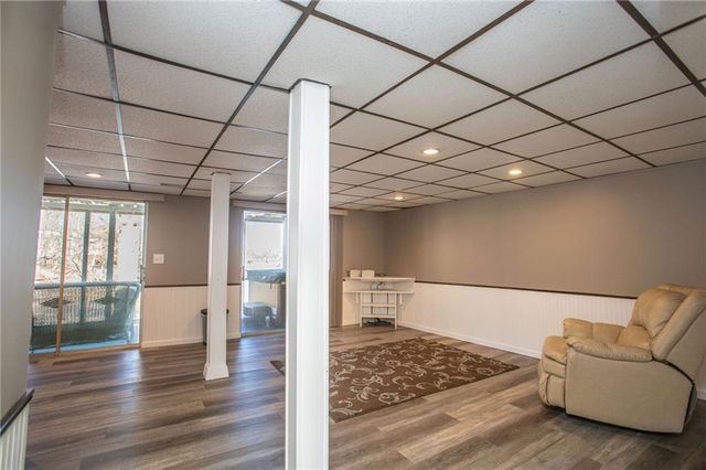 29613 Forthview Road, Edwards, MO 65326