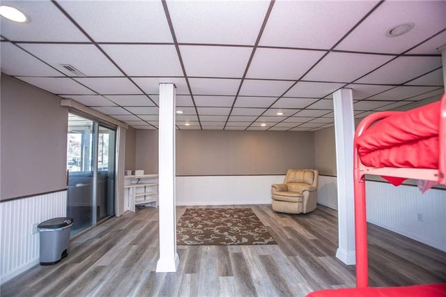 29613 Forthview Road, Edwards, MO 65326