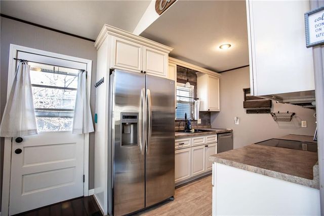 29613 Forthview Road, Edwards, MO 65326