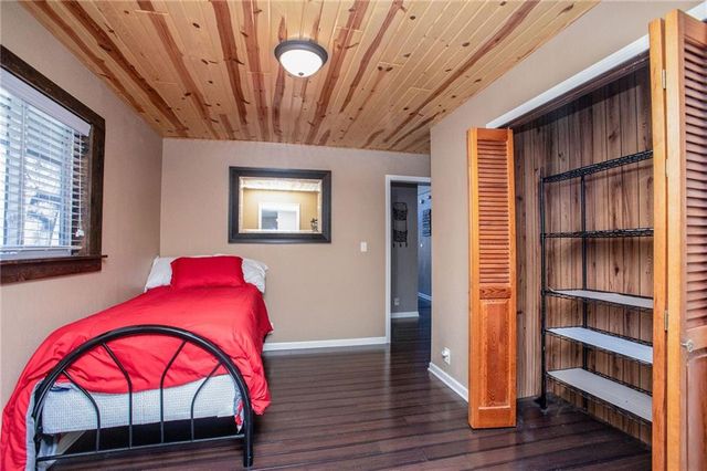 29613 Forthview Road, Edwards, MO 65326