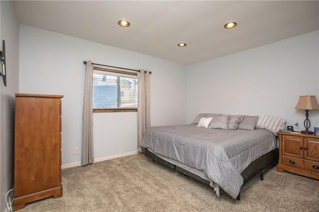 29613 Forthview Road, Edwards, MO 65326