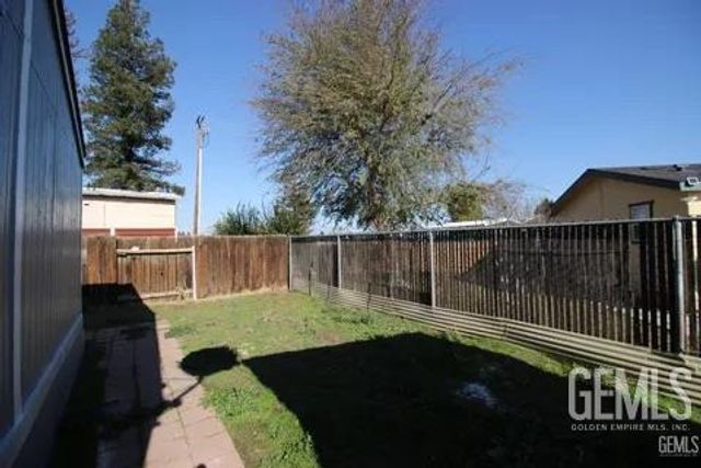 1301 Taft Highway 168, Bakersfield, CA 93307