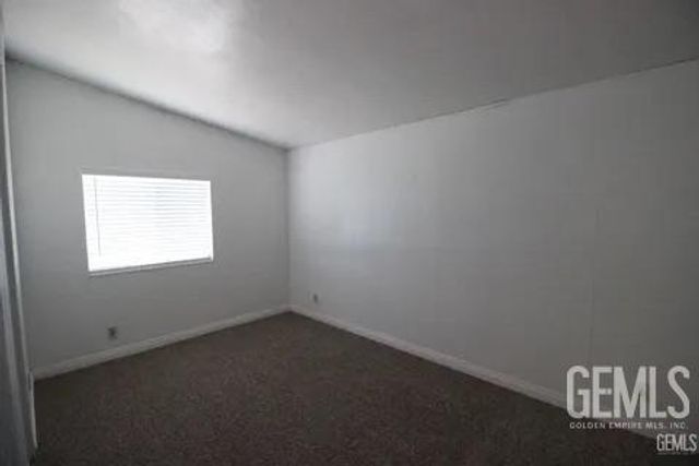 1301 Taft Highway 168, Bakersfield, CA 93307