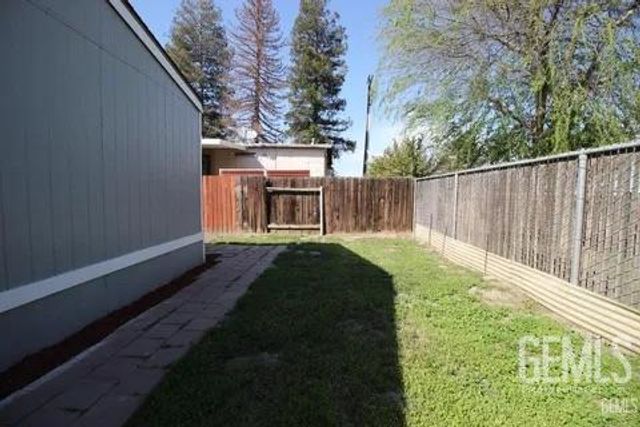 1301 Taft Highway 168, Bakersfield, CA 93307