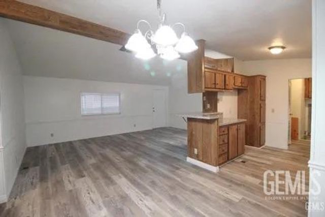 1301 Taft Highway 168, Bakersfield, CA 93307