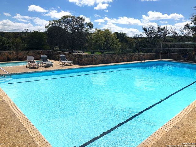 22 Indian Creek Loop, Kerrville, TX 78028