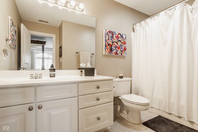 2437 Londonberry Boulevard, Carmel, IN 46032