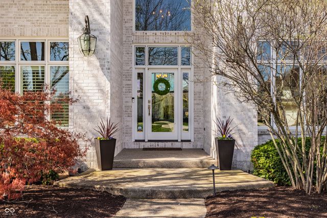 2437 Londonberry Boulevard, Carmel, IN 46032