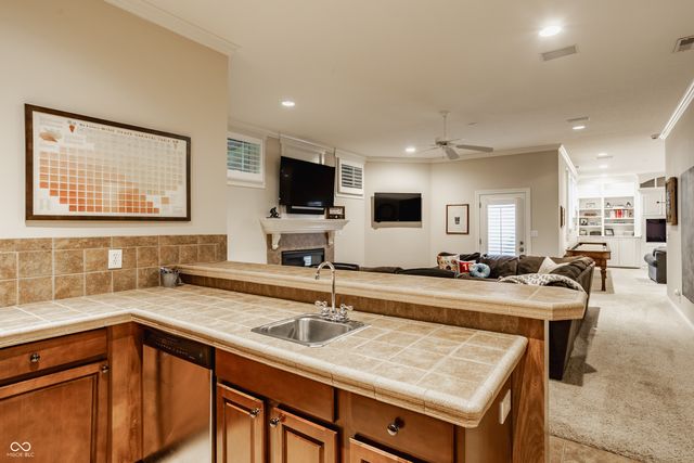 2437 Londonberry Boulevard, Carmel, IN 46032